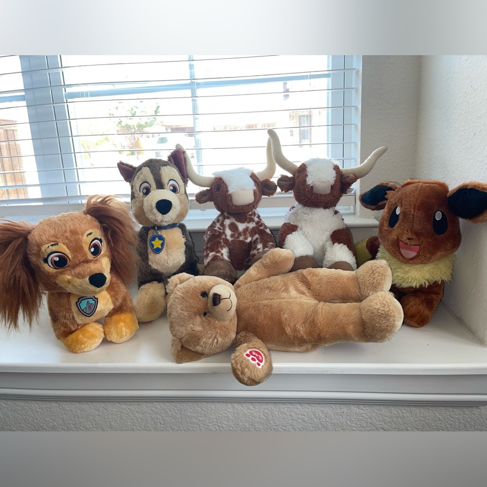 Build-A-Bear Bundle- 6 Total Suffed Animals